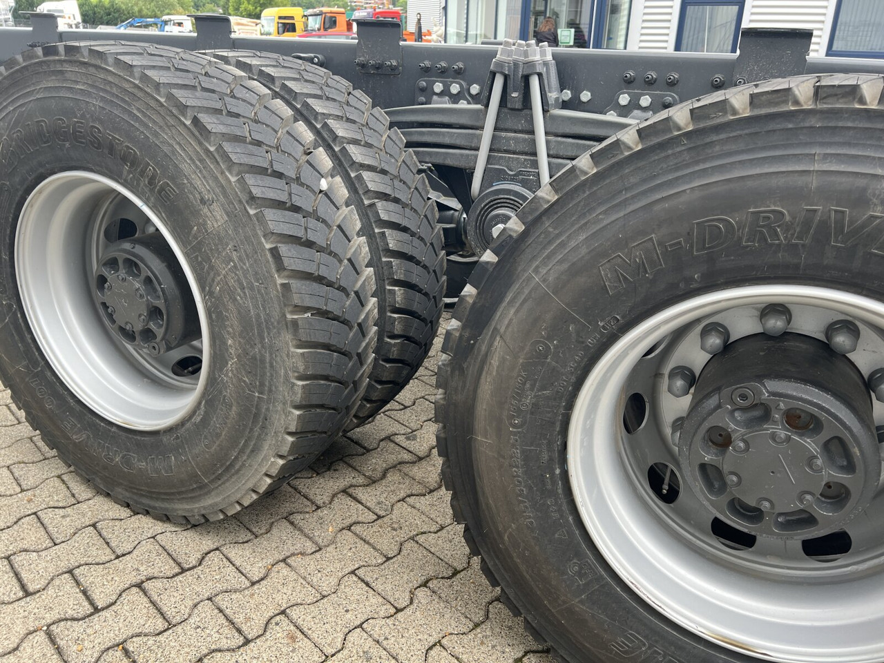 Renault C 480 8x4 C 480 8x4, Kran 15-35m/t - Hook lift truck, Crane truck: picture 4 Renault C 480 8x4 C 480 8x4, Kran 15-35m/t - Hook lift truck, Crane truck: picture 4