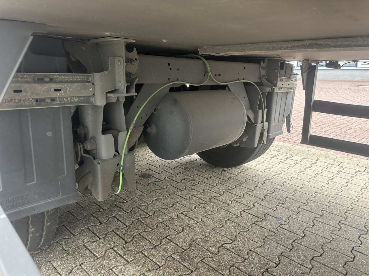 Schmitz Cargobull SKO 24/L-13.4 FP 25 SKO 24/L-13.4 FP 25 - Refrigerated semi-trailer: picture 4 Schmitz Cargobull SKO 24/L-13.4 FP 25 SKO 24/L-13.4 FP 25 - Refrigerated semi-trailer: picture 4