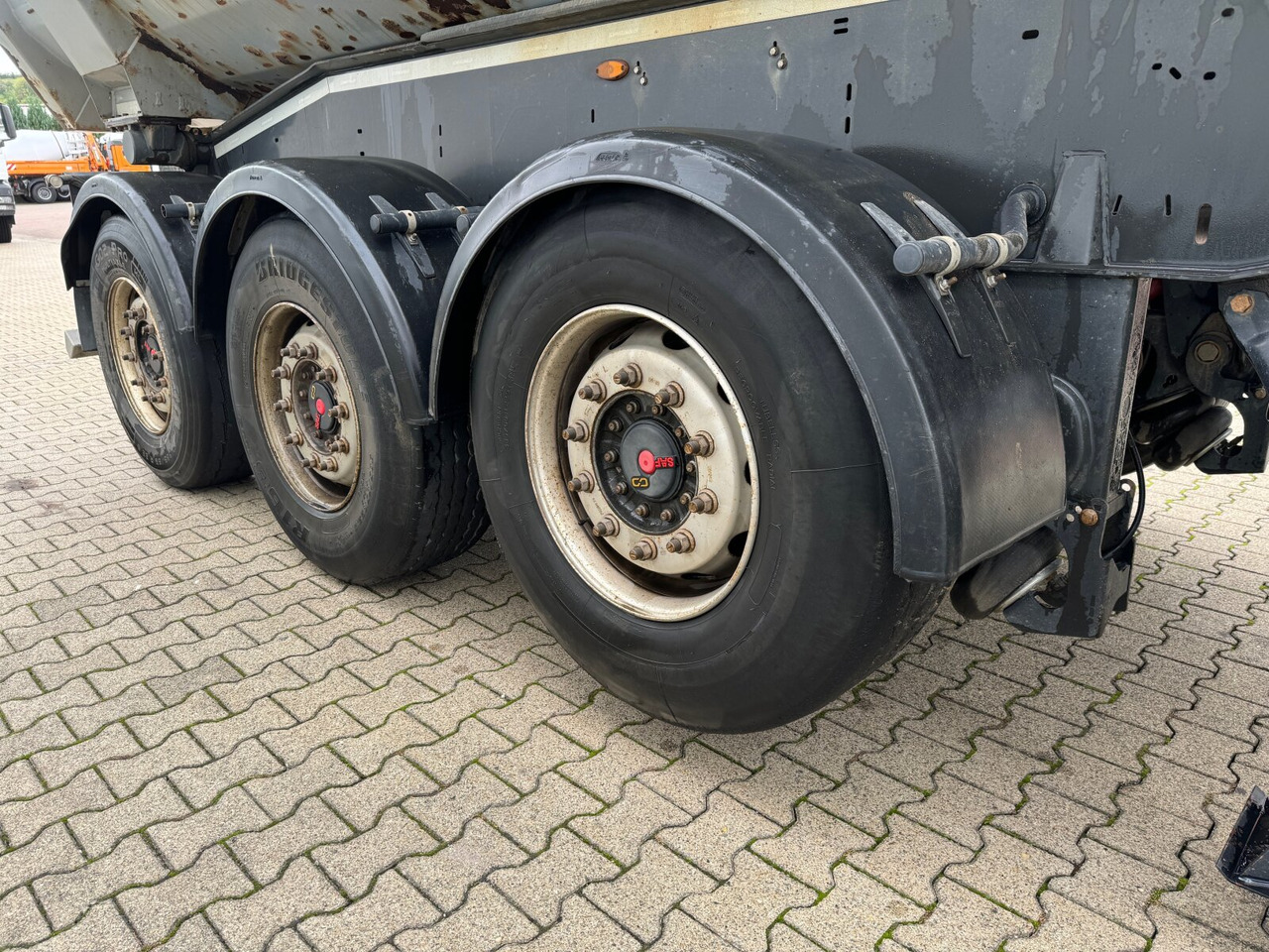 Schwarzmüller K-Serie Kippauflieger K-Serie Kippauflieger, Stahlmulde ca. 27m³, Liftachse - Semi-trailer: picture 5 Schwarzmüller K-Serie Kippauflieger K-Serie Kippauflieger, Stahlmulde ca. 27m³, Liftachse - Semi-trailer: picture 5