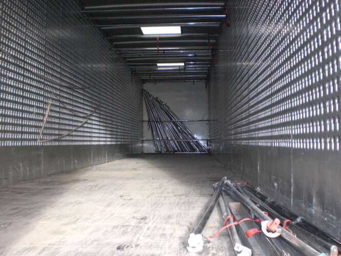 Sommer SG 240-ATX Sommer Kleiderkofferauflieger, 90 cbm - Closed box semi-trailer: picture 3 Sommer SG 240-ATX Sommer Kleiderkofferauflieger, 90 cbm - Closed box semi-trailer: picture 3