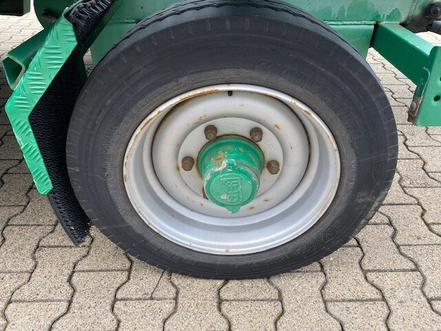 TL 6,4 Empl TL 6,4 Spezial-Tiefladeanhänger, Ex-Polizei - Low loader trailer: picture 2 TL 6,4 Empl TL 6,4 Spezial-Tiefladeanhänger, Ex-Polizei - Low loader trailer: picture 2