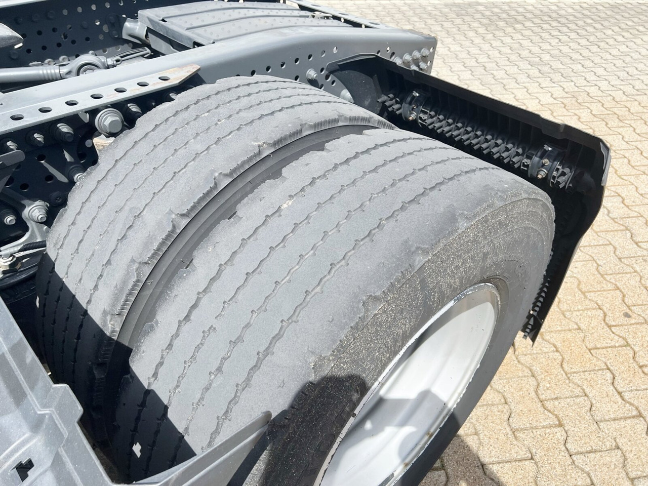 Mercedes-Benz Actros 1842 LS 4x2 Actros 1842 LS 4x2, 7x VORHANDEN - Tractor unit: picture 3 Mercedes-Benz Actros 1842 LS 4x2 Actros 1842 LS 4x2, 7x VORHANDEN - Tractor unit: picture 3