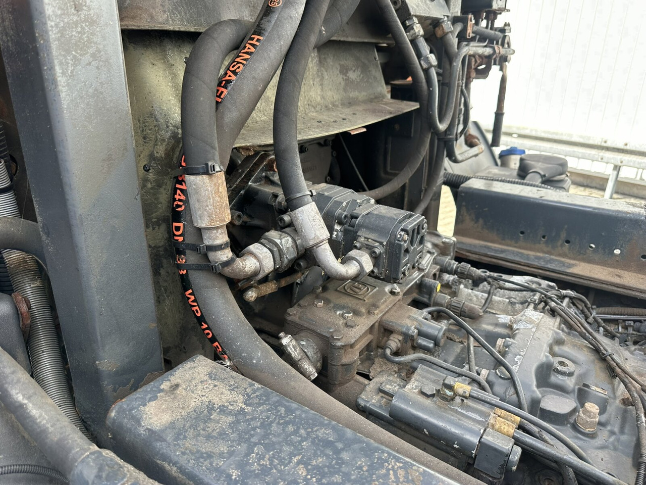 Trakker AD190T33WP 4x4 Trakker AD190T33WP 4x4, Winterdienstausstattung - Cab chassis truck: picture 4 Trakker AD190T33WP 4x4 Trakker AD190T33WP 4x4, Winterdienstausstattung - Cab chassis truck: picture 4