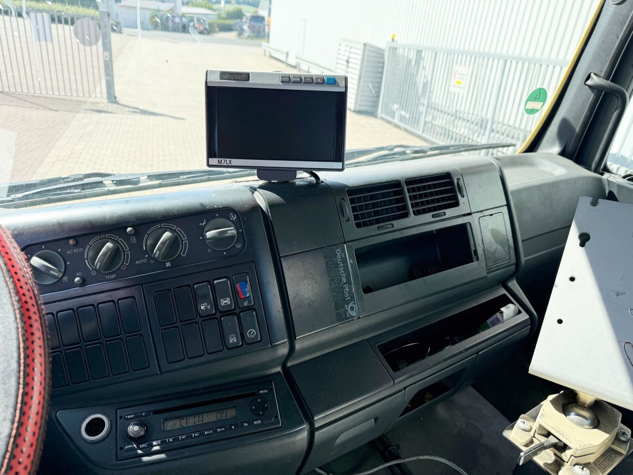 MAN TGM 18.290 4x2 LL TGM 18.290 4x2 LL, Hydr. Hubrahmen - Truck: picture 5 MAN TGM 18.290 4x2 LL TGM 18.290 4x2 LL, Hydr. Hubrahmen - Truck: picture 5