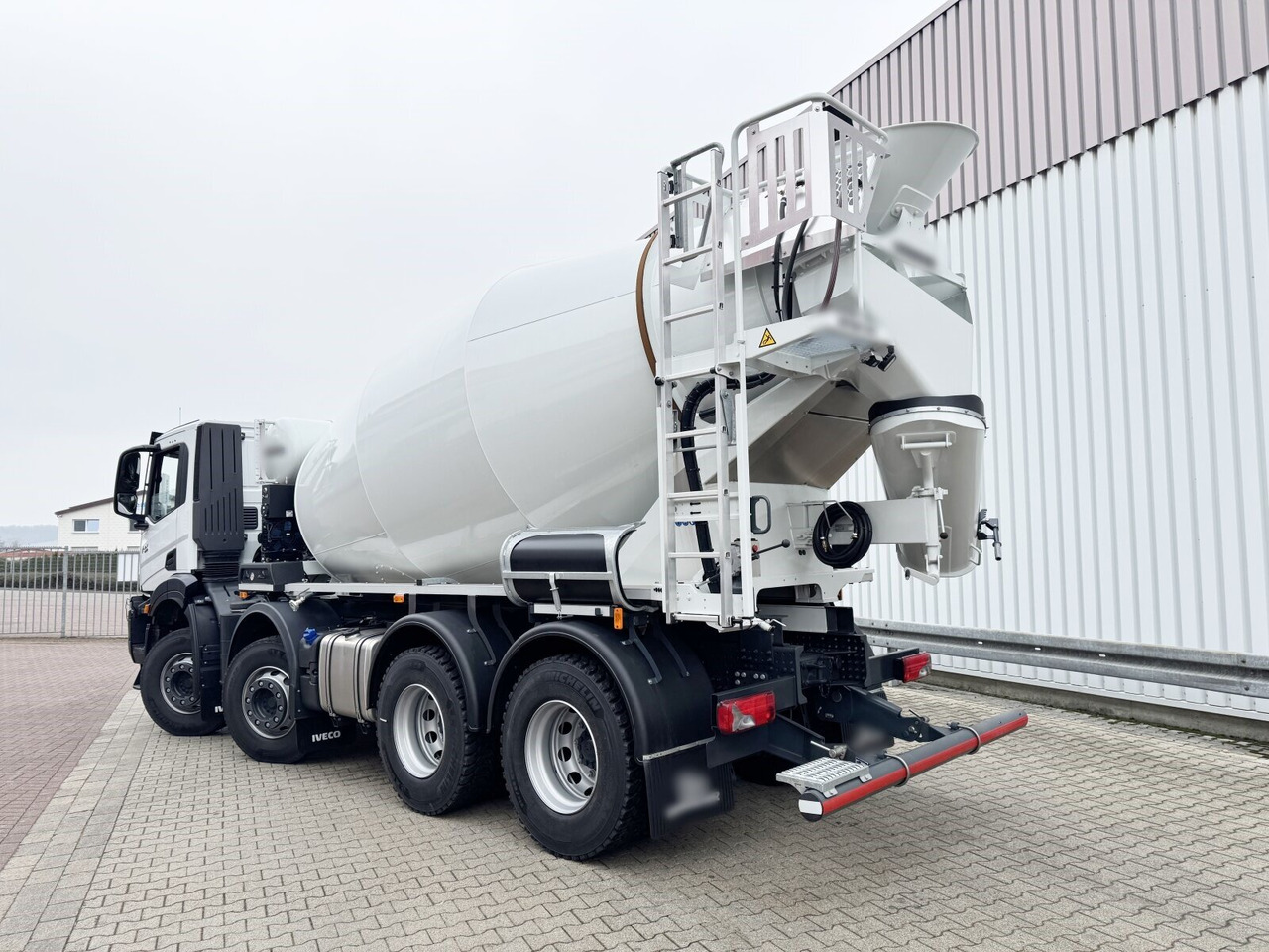 X-Way AD360X42BZ 8x4 X-Way AD360X42BZ 8x4, Karrena 9/10m³ - Concrete mixer truck: picture 4 X-Way AD360X42BZ 8x4 X-Way AD360X42BZ 8x4, Karrena 9/10m³ - Concrete mixer truck: picture 4