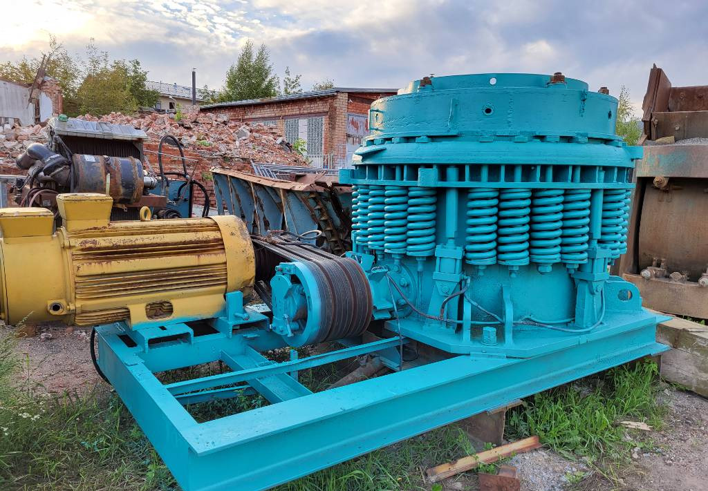 Brown Lenox Kue-Ken 1300 - Cone crusher: picture 1 Brown Lenox Kue-Ken 1300 - Cone crusher: picture 1