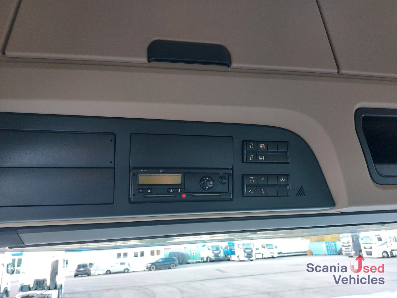 MERCEDES-BENZ 1845L Edscha - NUR KOMPLETT m. ANH.!!! - Curtain side truck: picture 4 MERCEDES-BENZ 1845L Edscha - NUR KOMPLETT m. ANH.!!! - Curtain side truck: picture 4