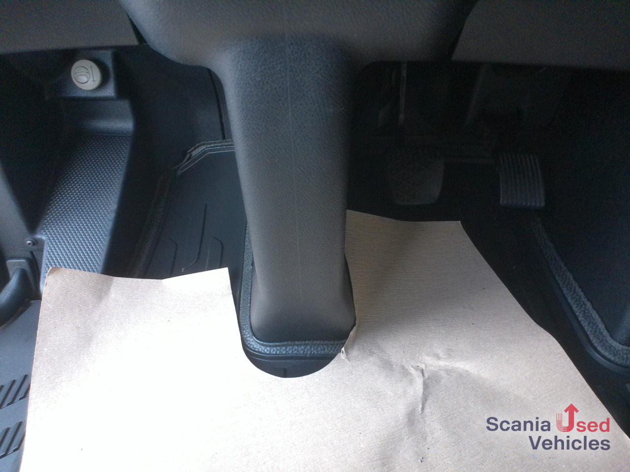 MERCEDES-BENZ Actros 1845 L - Curtain side truck: picture 4 MERCEDES-BENZ Actros 1845 L - Curtain side truck: picture 4