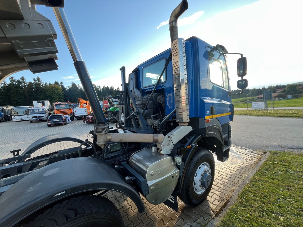 Tatra Phoenix 460T 158 8x8 20m³ Kippmulde - Tipper: picture 4 Tatra Phoenix 460T 158 8x8 20m³ Kippmulde - Tipper: picture 4