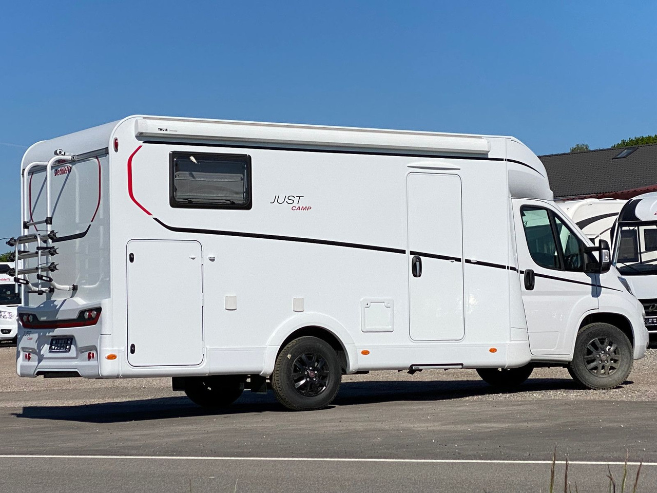 Semi-integrated motorhome Dethleffs Just Camp T 6812 EB,Hubbett,Längsbetten, Markise: picture 6