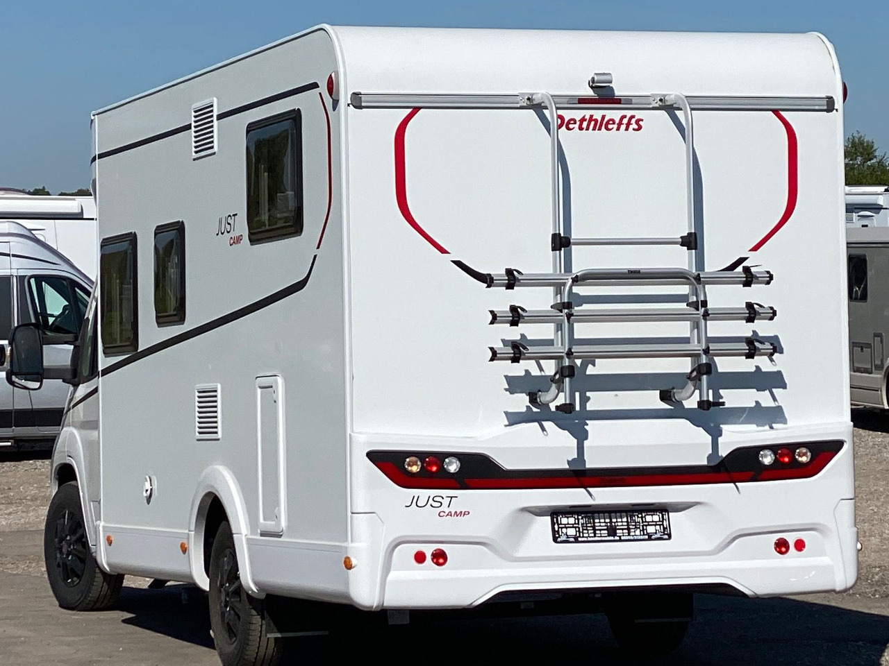 Semi-integrated motorhome Dethleffs Just Camp T 6812 EB,Hubbett,Längsbetten, Markise: picture 7