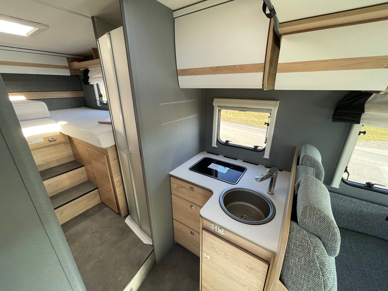 Semi-integrated motorhome Dethleffs Just T 7052 EB mit Hubbett,Fiat: picture 14