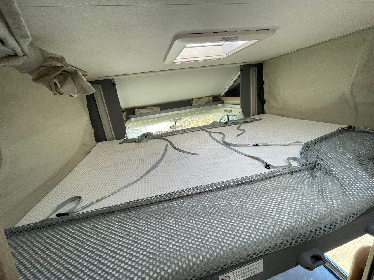 Semi-integrated motorhome Dethleffs Just T 7052 EB mit Hubbett,Fiat: picture 12