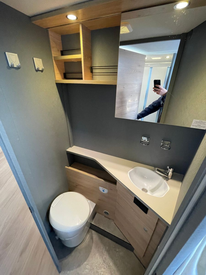 Semi-integrated motorhome Dethleffs Just T 7052 EB mit Hubbett,Fiat: picture 20
