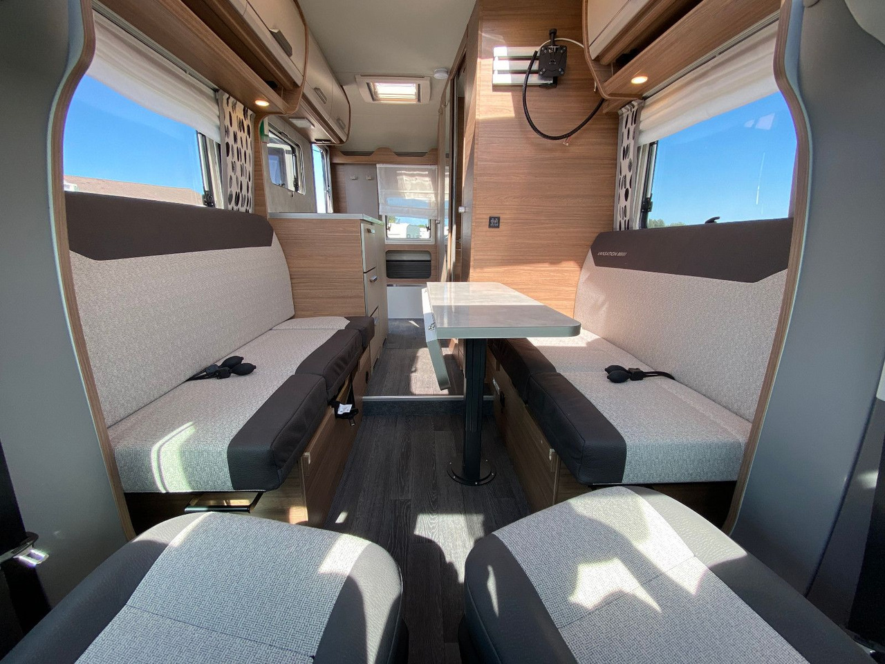 Semi-integrated motorhome Knaus Tourer Van Vansation 500 LT, AHK,SAT,TV: picture 14