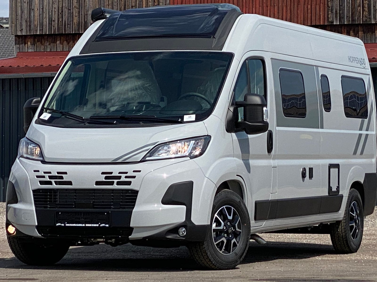 LMC INNOVAN 600 ,Dieselheizung,Modell 25 Skyroof - Campervan: picture 1 LMC INNOVAN 600 ,Dieselheizung,Modell 25 Skyroof - Campervan: picture 1
