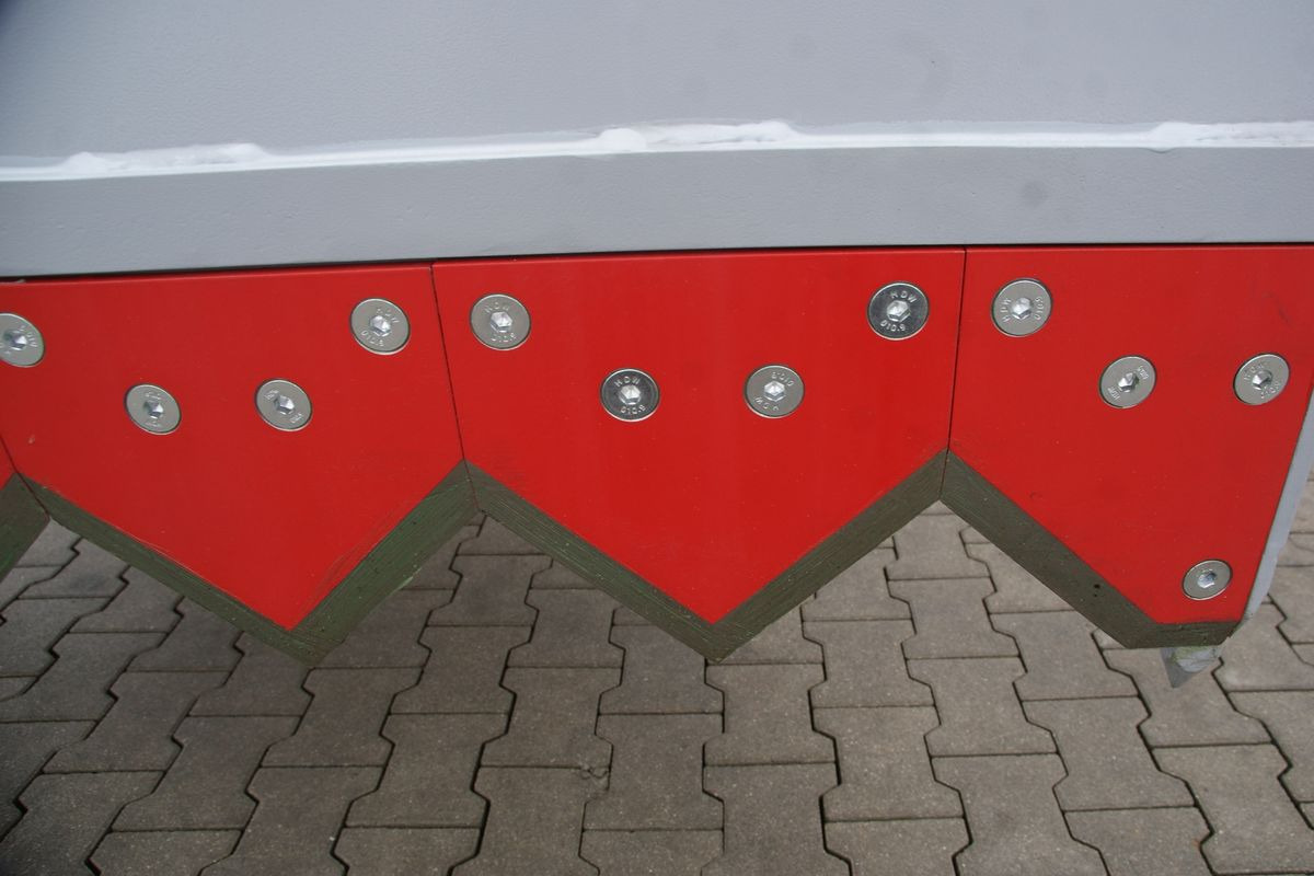 SAT 2000- Silageschneidzange-NEU - Silage equipment: picture 4 SAT 2000- Silageschneidzange-NEU - Silage equipment: picture 4