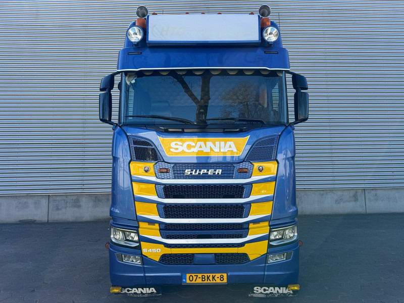 Scania S450 / 6X2 / Retarder / Full Option / NL Truck - Tractor unit: picture 4 Scania S450 / 6X2 / Retarder / Full Option / NL Truck - Tractor unit: picture 4