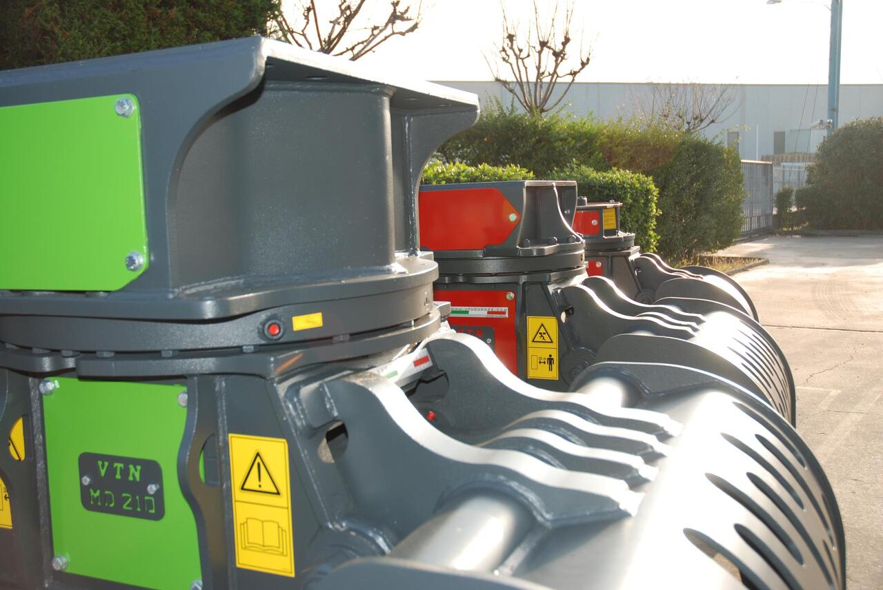 VTN MD210 S Hydraulic Demolition Sorting grapple - Grapple for Construction machinery: picture 2 VTN MD210 S Hydraulic Demolition Sorting grapple - Grapple for Construction machinery: picture 2