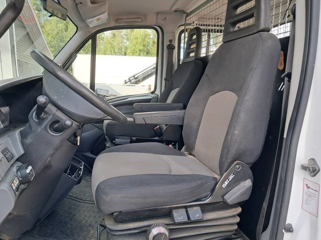 Iveco Daily 70 C17 Doppel 3.0  - Dropside/ Flatbed truck: picture 4 Iveco Daily 70 C17 Doppel 3.0  - Dropside/ Flatbed truck: picture 4