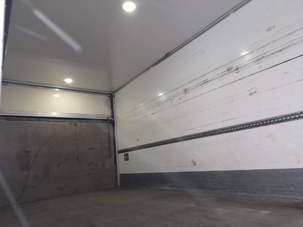 Mercedes-Benz Atego 918 Euro 6 - Refrigerated truck: picture 4 Mercedes-Benz Atego 918 Euro 6 - Refrigerated truck: picture 4