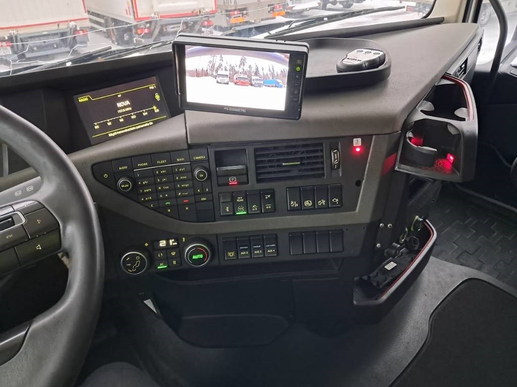 Volvo FH 13 500 - Container transporter/ Swap body truck: picture 4 Volvo FH 13 500 - Container transporter/ Swap body truck: picture 4