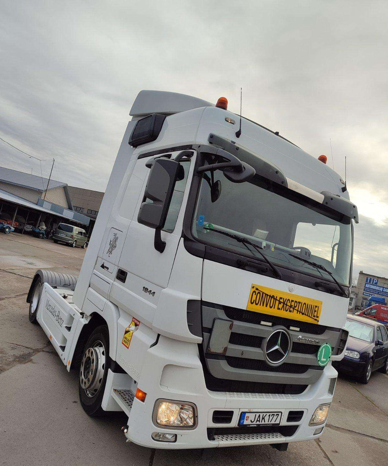 Mercedes-Benz Actros 1844 LS - Tractor unit: picture 4 Mercedes-Benz Actros 1844 LS - Tractor unit: picture 4