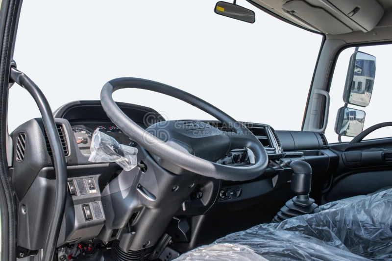 Hino 500 FM 6x4 Chassis - Cab chassis truck: picture 4 Hino 500 FM 6x4 Chassis - Cab chassis truck: picture 4