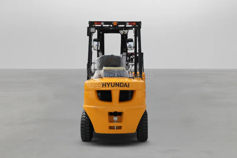 Hyundai Forklift 30DE-7 3 TONS DIESEL 3 STAGE - Diesel forklift: picture 4 Hyundai Forklift 30DE-7 3 TONS DIESEL 3 STAGE - Diesel forklift: picture 4