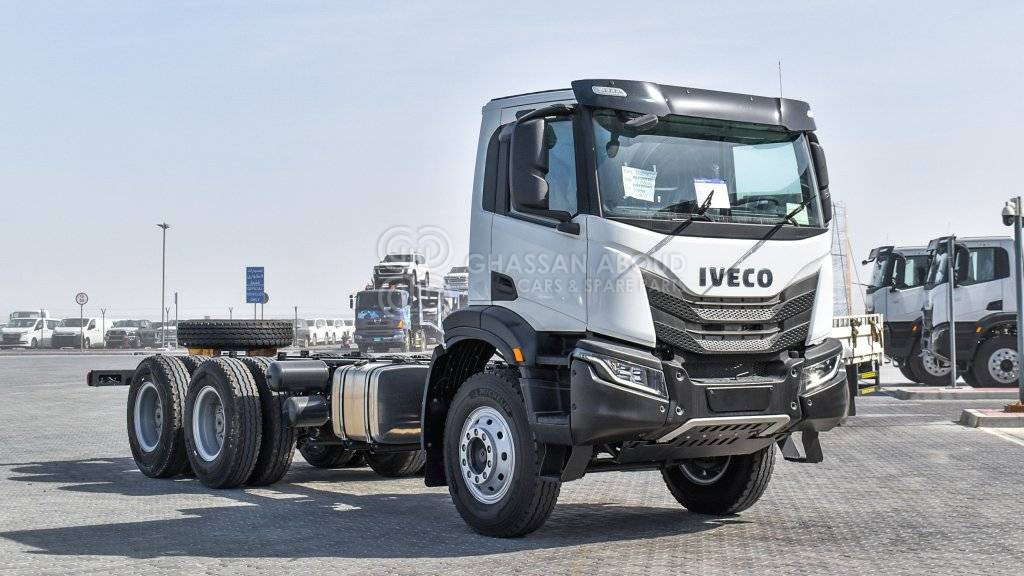 IVECO T-WAY Chassis 6×4 AD380T47H WHEELBASE 4500 MY24 - Cab chassis truck: picture 3 IVECO T-WAY Chassis 6×4 AD380T47H WHEELBASE 4500 MY24 - Cab chassis truck: picture 3
