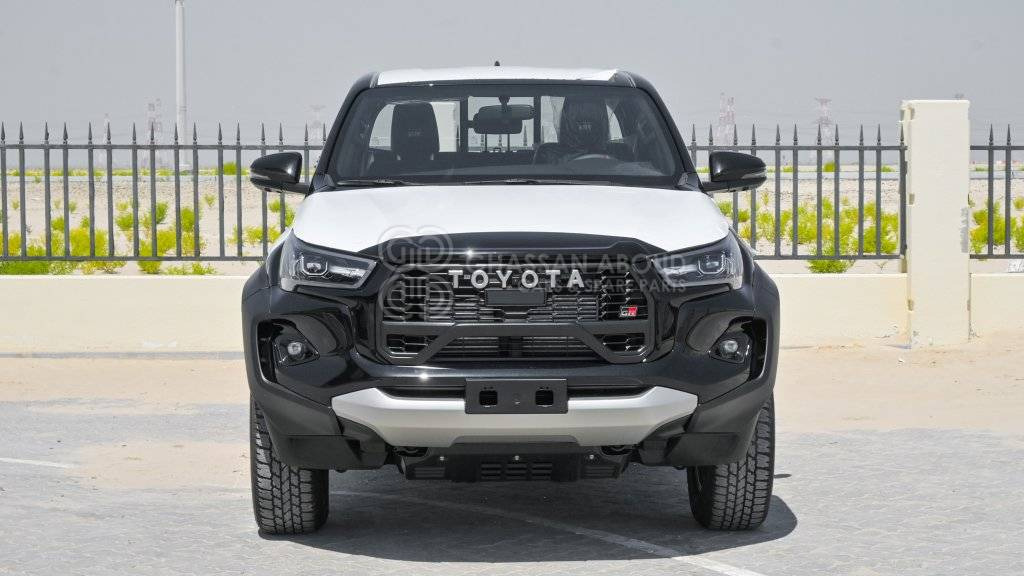 TOYOTA HILUX DC 2.8L DIESEL 4X4 GR-S A/T MY24 - Pickup truck: picture 2 TOYOTA HILUX DC 2.8L DIESEL 4X4 GR-S A/T MY24 - Pickup truck: picture 2