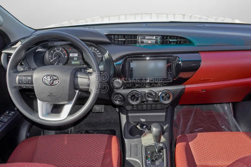 Toyota Hilux 4X4 Double Cabin - Pickup truck, Crew cab van: picture 5 Toyota Hilux 4X4 Double Cabin - Pickup truck, Crew cab van: picture 5