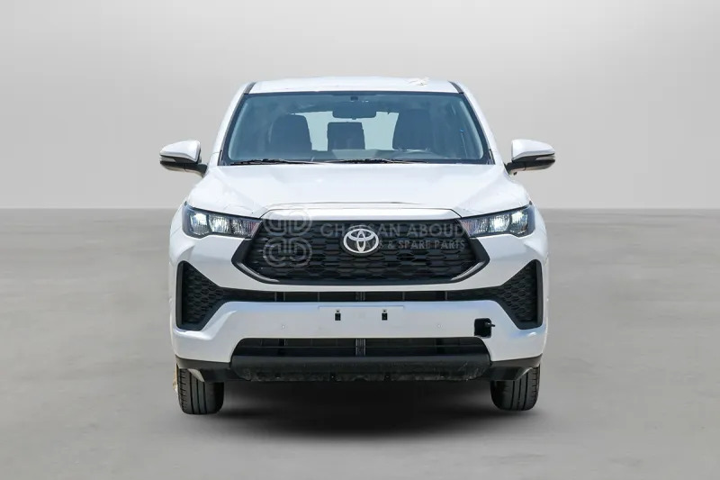 Toyota Innova - SUV: picture 2 Toyota Innova - SUV: picture 2