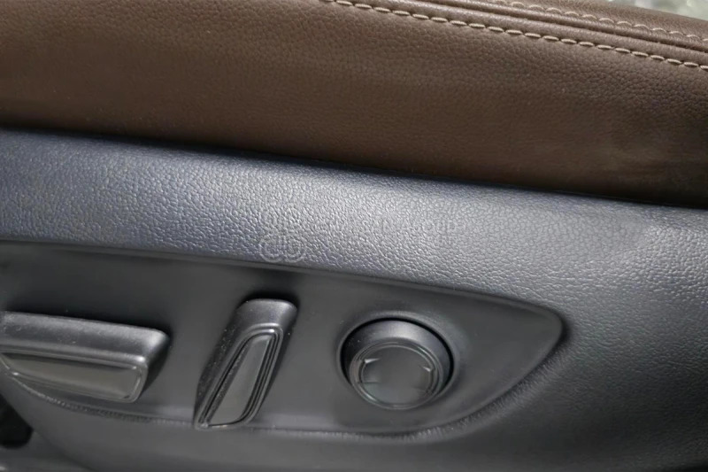 SUV Toyota Prado: picture 7