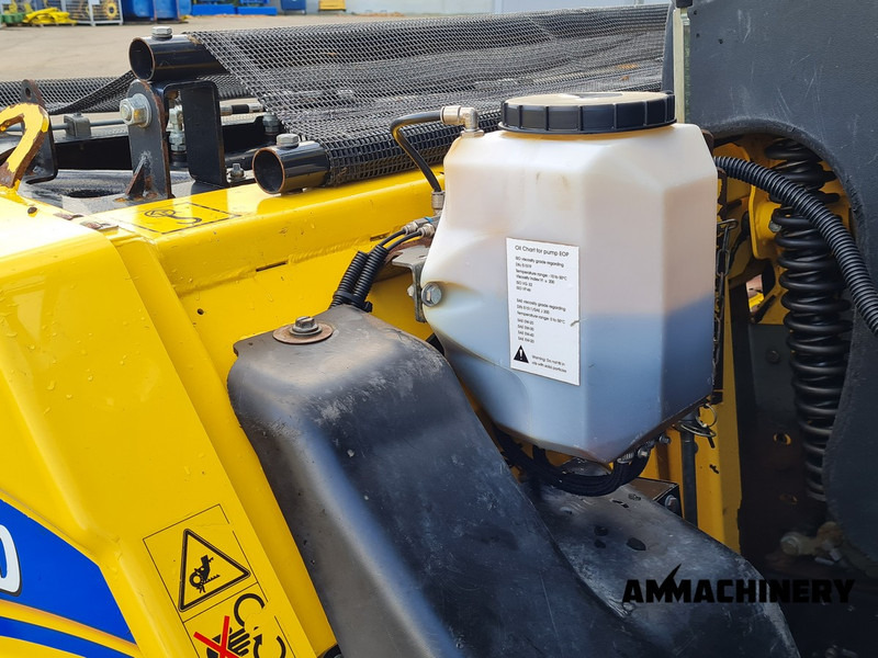 New Holland 300FP pick-up - Attachment for Agricultural machinery: picture 5 New Holland 300FP pick-up - Attachment for Agricultural machinery: picture 5