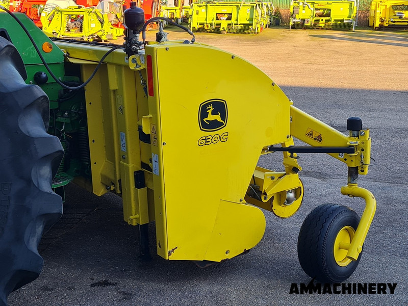 John Deere 630C pick-up - Forage harvester attachment for Agricultural machinery: picture 3 John Deere 630C pick-up - Forage harvester attachment for Agricultural machinery: picture 3