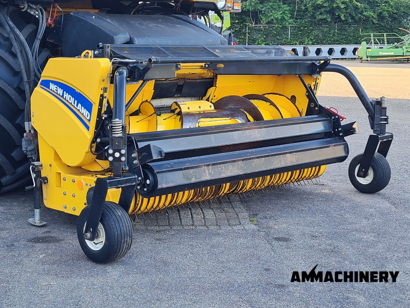 New Holland 300FP pick-up - Forage harvester attachment: picture 2 New Holland 300FP pick-up - Forage harvester attachment: picture 2