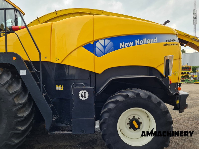 Forage harvester for transportation of food New Holland FR9060 for hemp harvest hemp harvester: picture 17 Forage harvester for transportation of food New Holland FR9060 for hemp harvest hemp harvester: picture 17