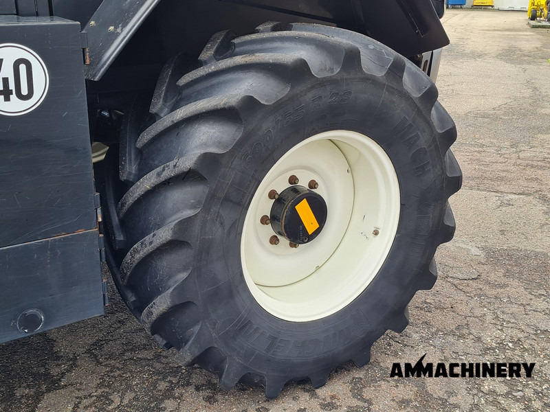 Forage harvester for transportation of food New Holland FR9060 for hemp harvest hemp harvester: picture 14 Forage harvester for transportation of food New Holland FR9060 for hemp harvest hemp harvester: picture 14