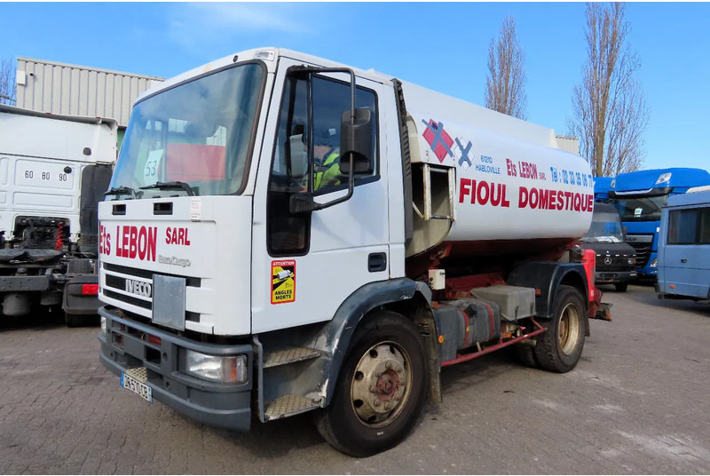 Iveco Eurocargo FUEL (DIESEL/PETROL) 8000 LITERS, COMP: 3500L,1000L, 3500L - Tanker truck, Crane truck: picture 2 Iveco Eurocargo FUEL (DIESEL/PETROL) 8000 LITERS, COMP: 3500L,1000L, 3500L - Tanker truck, Crane truck: picture 2