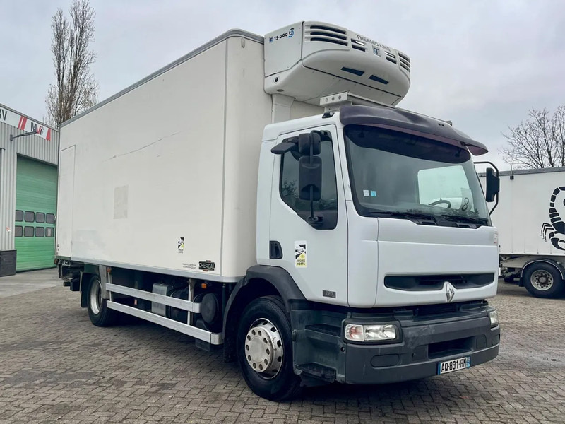 Renault Midlum 220 THERMO KING TS-300, CHERAU, MANUAL, EURO 3 - Refrigerated truck: picture 3 Renault Midlum 220 THERMO KING TS-300, CHERAU, MANUAL, EURO 3 - Refrigerated truck: picture 3