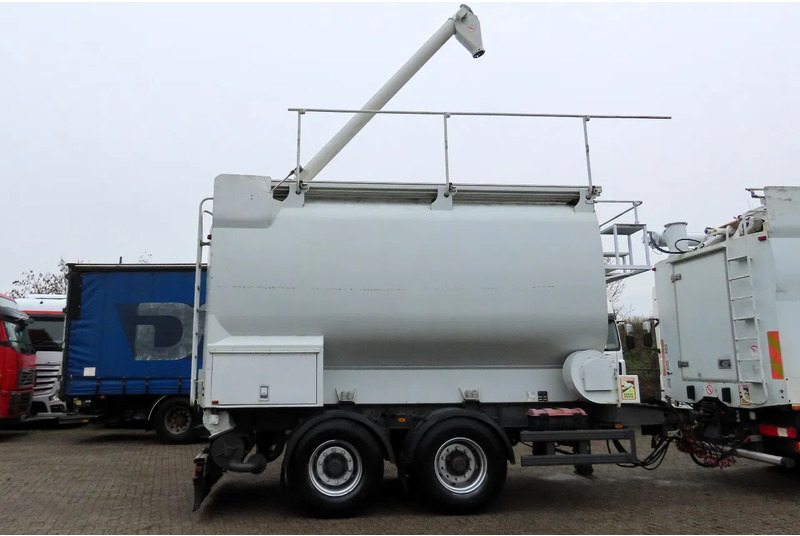 Samro AUGER + Air. 4 comp. - Tanker trailer: picture 3 Samro AUGER + Air. 4 comp. - Tanker trailer: picture 3