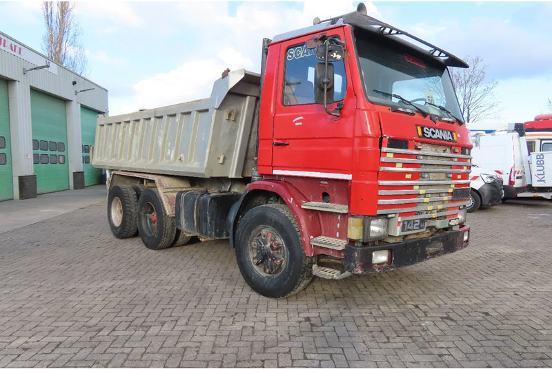Scania 142H 6x4, Full spring, Very clean - Tipper: picture 2 Scania 142H 6x4, Full spring, Very clean - Tipper: picture 2