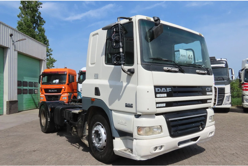 DAF CF 85.410 Manual, Retarder, PTO/Hydraulic, Very clean truck! - Tractor unit: picture 1 DAF CF 85.410 Manual, Retarder, PTO/Hydraulic, Very clean truck! - Tractor unit: picture 1
