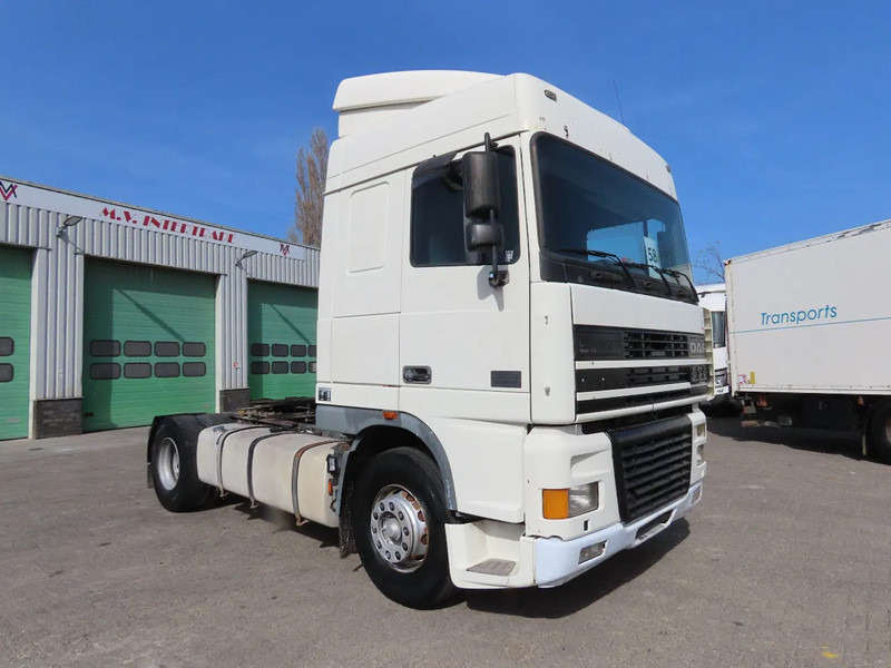 DAF XF 95.480 E4 type, Manual ger, Manual. Great state - Tractor unit: picture 1 DAF XF 95.480 E4 type, Manual ger, Manual. Great state - Tractor unit: picture 1