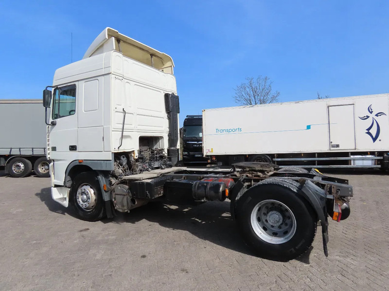 DAF XF 95.480 E4 type, Manual ger, Manual. Great state - Tractor unit: picture 5 DAF XF 95.480 E4 type, Manual ger, Manual. Great state - Tractor unit: picture 5