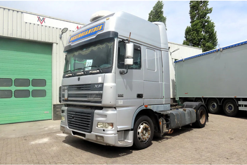 DAF XF 95.480 EURO 4 ! Royal Truck! Manual gearbox - Tractor unit: picture 1 DAF XF 95.480 EURO 4 ! Royal Truck! Manual gearbox - Tractor unit: picture 1
