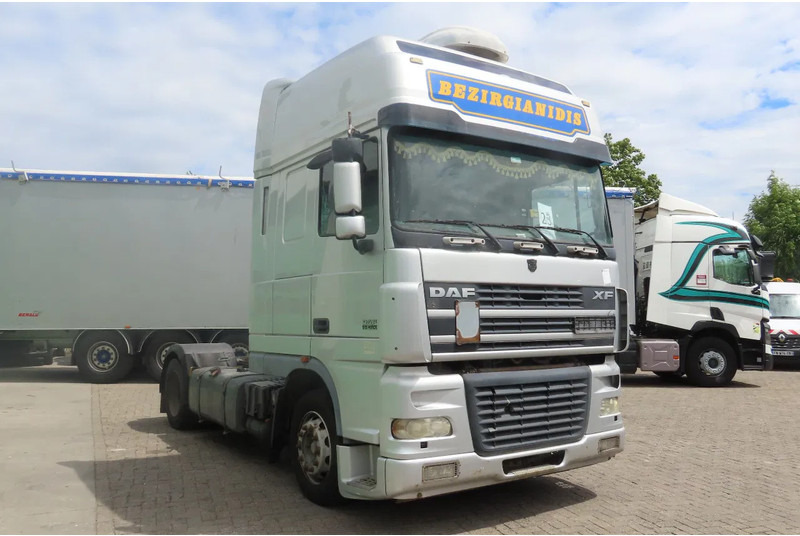 DAF XF 95.480 EURO 4 ! Royal Truck! Manual gearbox - Tractor unit: picture 3 DAF XF 95.480 EURO 4 ! Royal Truck! Manual gearbox - Tractor unit: picture 3