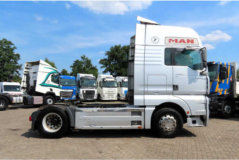 MAN TGA 18.460 Manual diesel pomp! ROYAL TRUCK! - Tractor unit: picture 5 MAN TGA 18.460 Manual diesel pomp! ROYAL TRUCK! - Tractor unit: picture 5