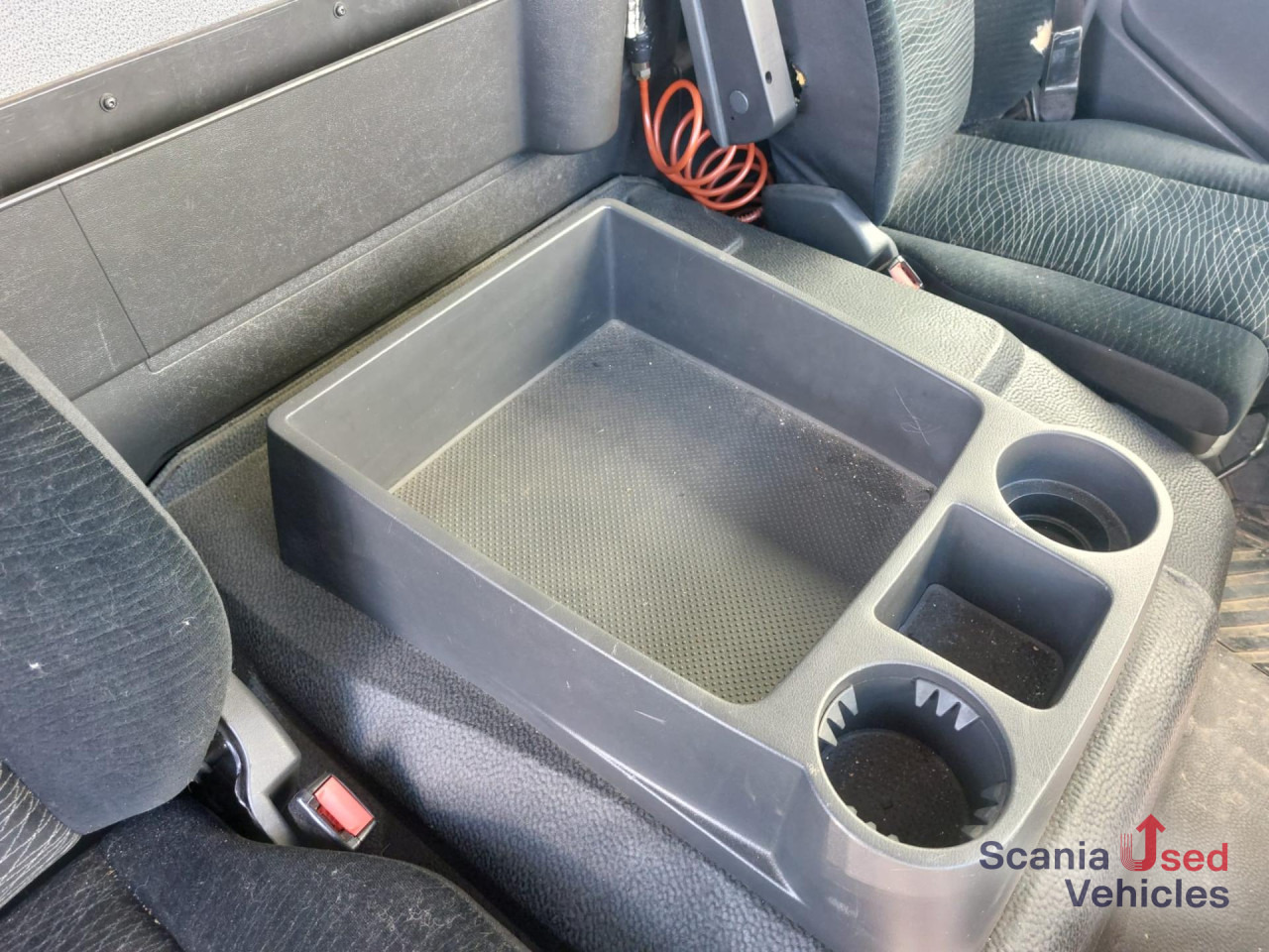 MERCEDES-BENZ Atego 1221 L Koffer Ladebordwand - Box truck: picture 2 MERCEDES-BENZ Atego 1221 L Koffer Ladebordwand - Box truck: picture 2